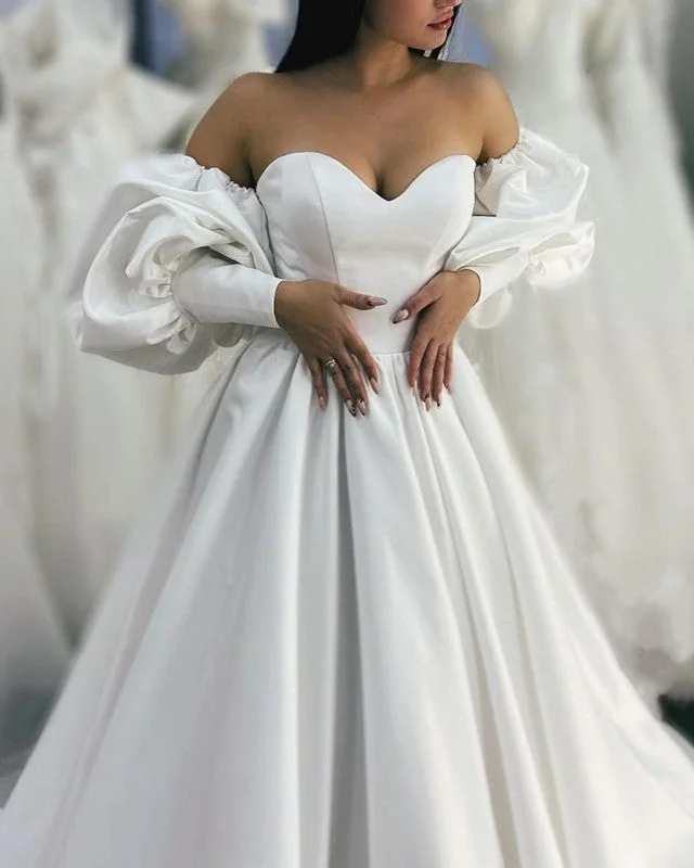 Bell Sleeves Wedding Dress A-line Satin Sweetheart Strapless Lace Dress