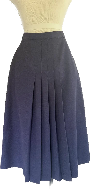 80s College Town Navy Pleat Front Skirt       W26 Women's unclassified skirts